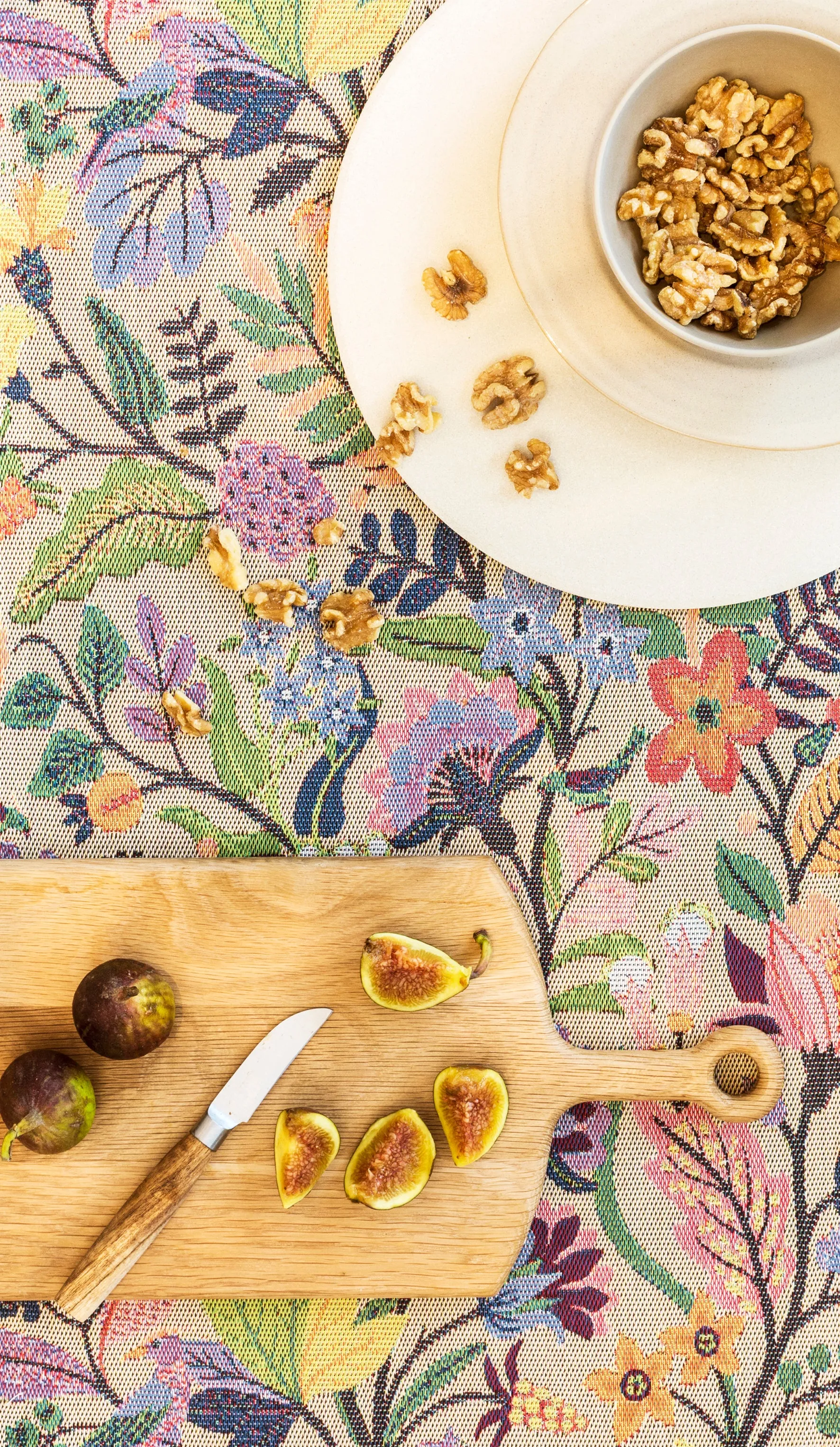 Ekelund Table Runner: "Colourful"